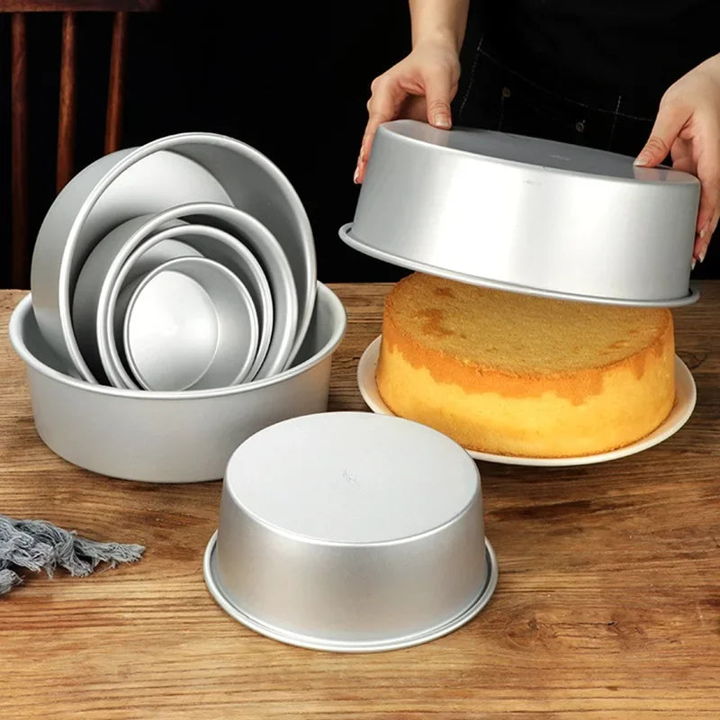 Kitchen Charm™ Aluminum Round Cake Pan