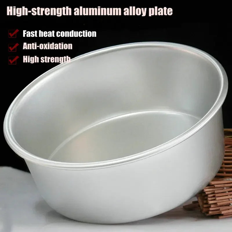 Kitchen Charm™ Aluminum Round Cake Pan